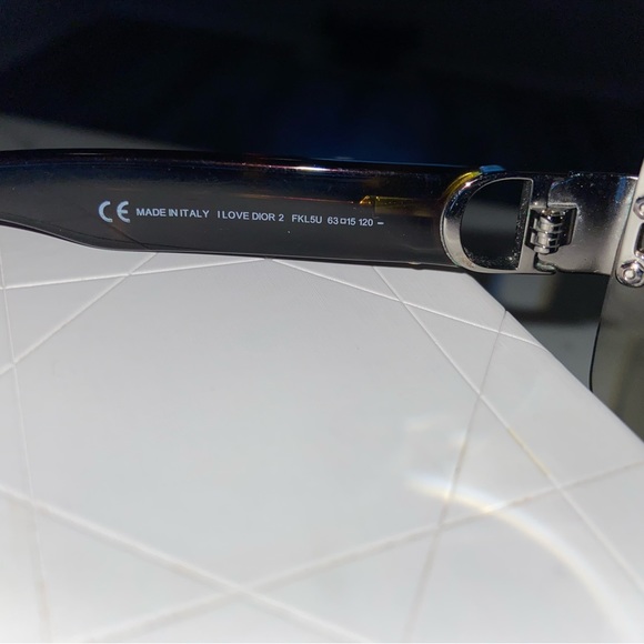 CHRISTIAN DIOR I LOVE DIOR 2 TORTISE SHADES IN BOX - Picture 5 of 9